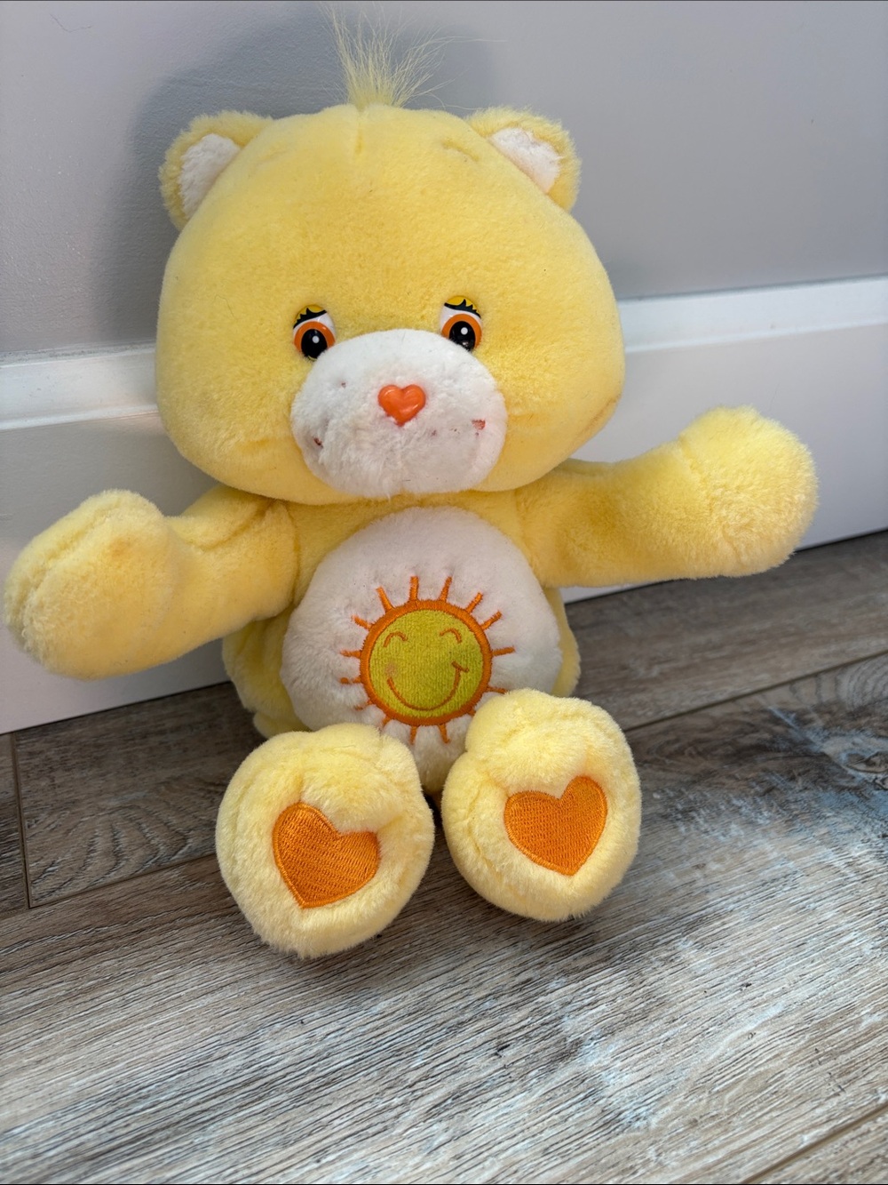 2004 Funshine clapping care bear